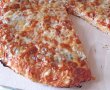 Pizza cu branzeturi-4