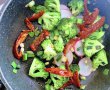 Paste de linte cu broccoli, rosii uscate si muguri de pin-1