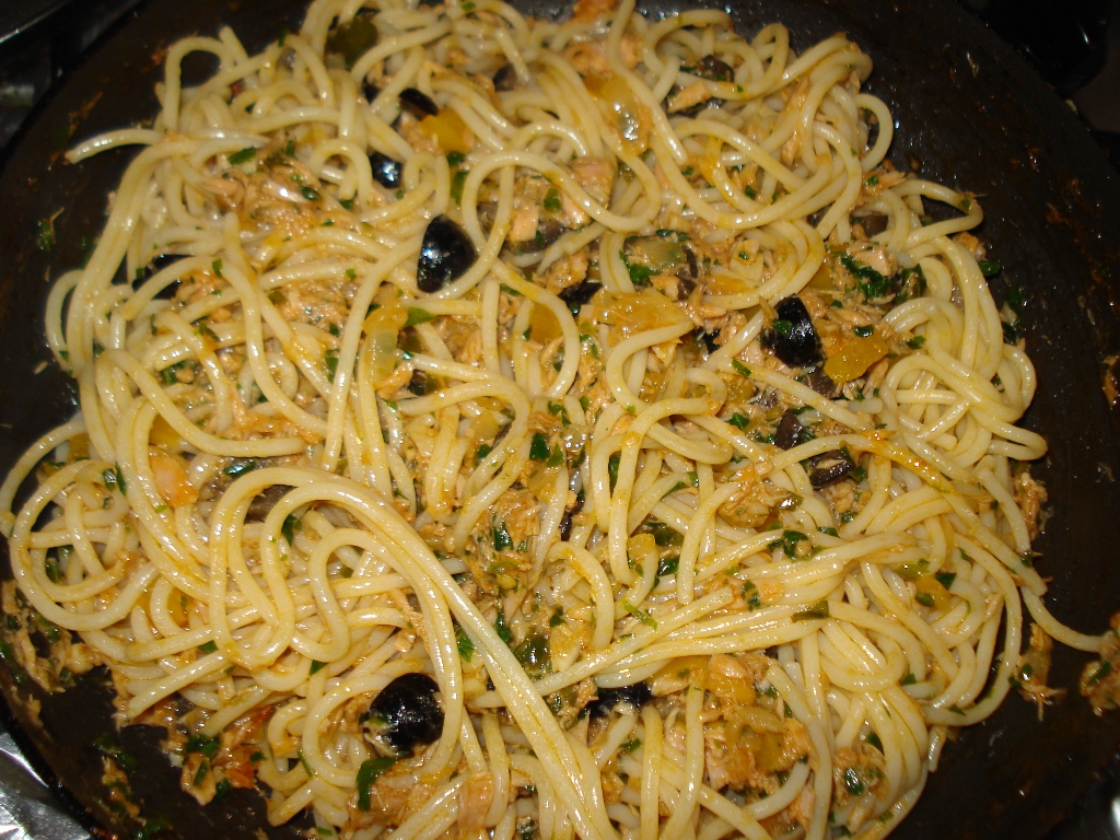 Spaghetti cu ton