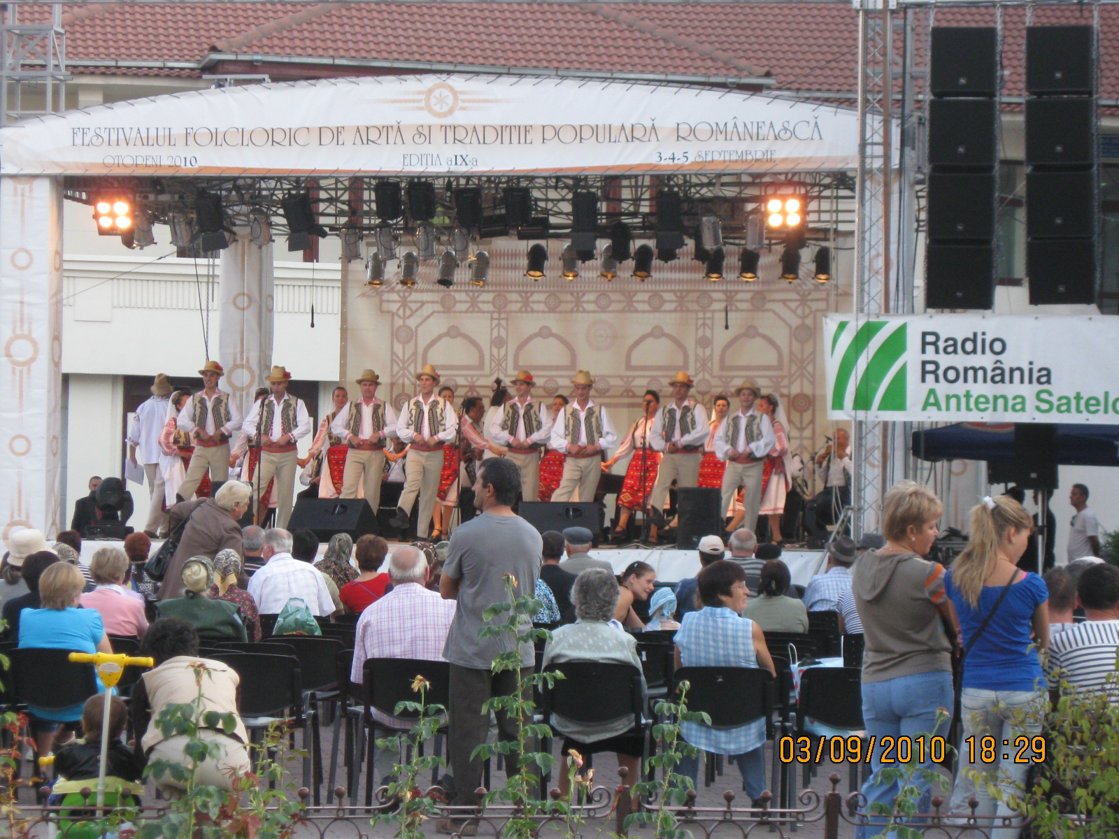 Festivalului Folcloric de Arta si Traditie Populara Romaneasca-editia a- IX-a -Otopeni 2010