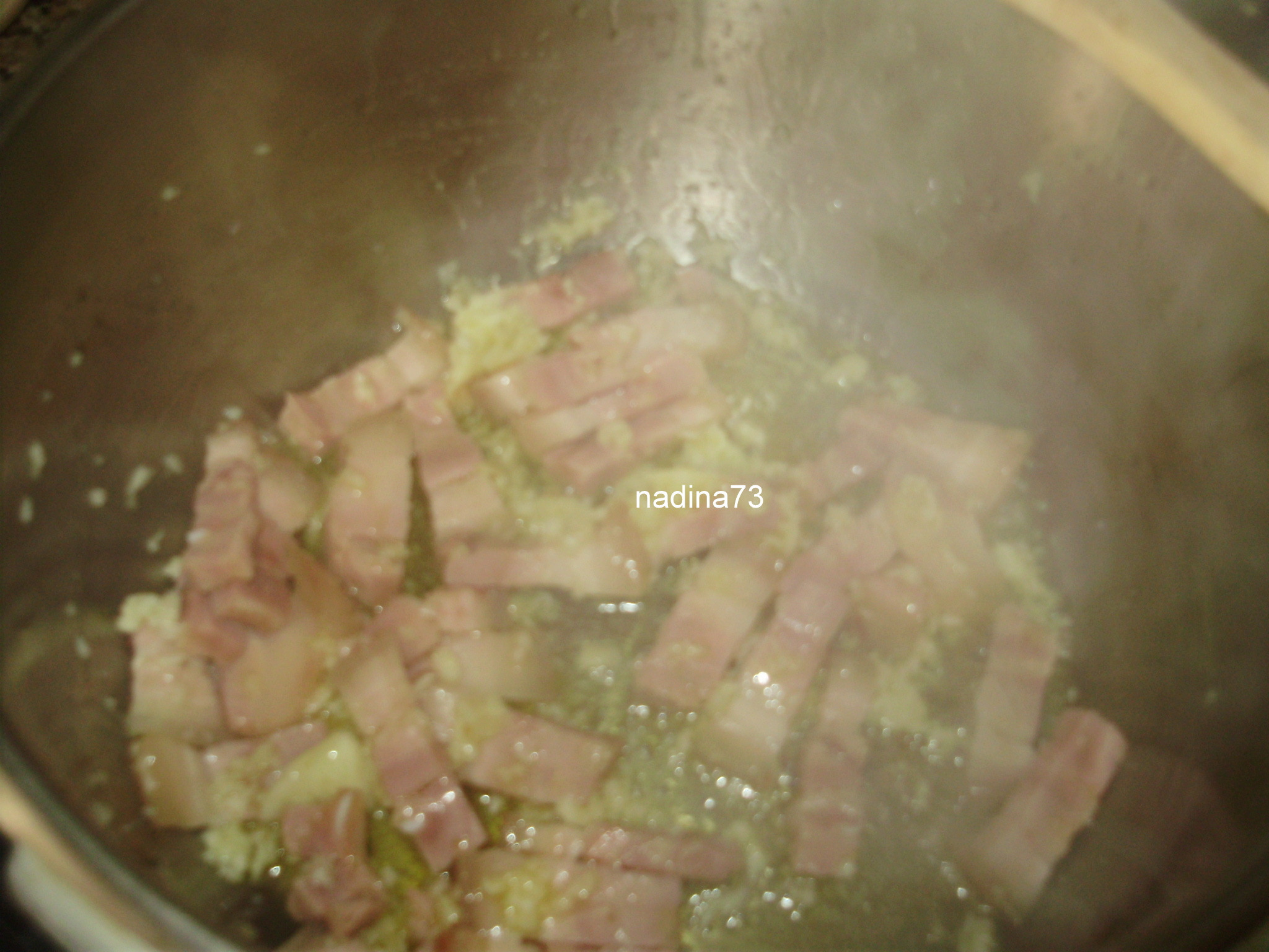 Ciorba de salata creata  cu bacon