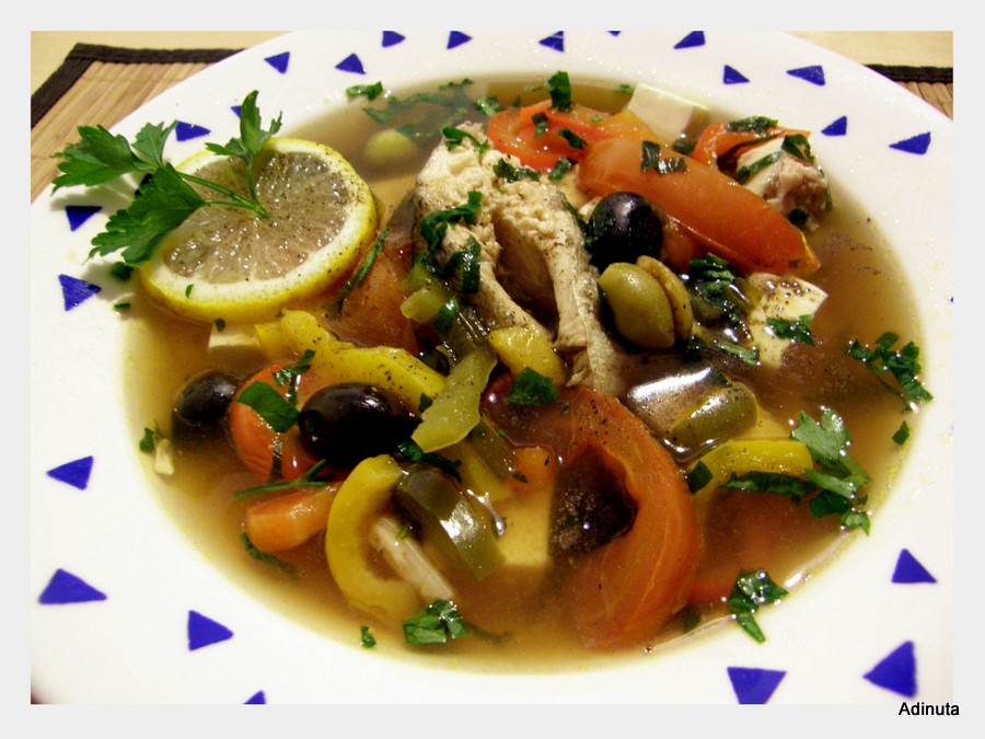 Supa greceasca de pastrav cu masline si feta