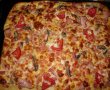 Pizza de casa, un deliciu proaspat si gustos, pregatit cu dragoste in propria bucatarie-3