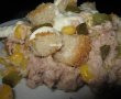 Salată de ton cu crutoane-1
