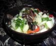Salată de cartofi cu bureţi muraţi şi ceapă marinată-4