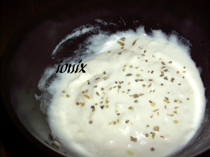 Sos de iaurt cu soia