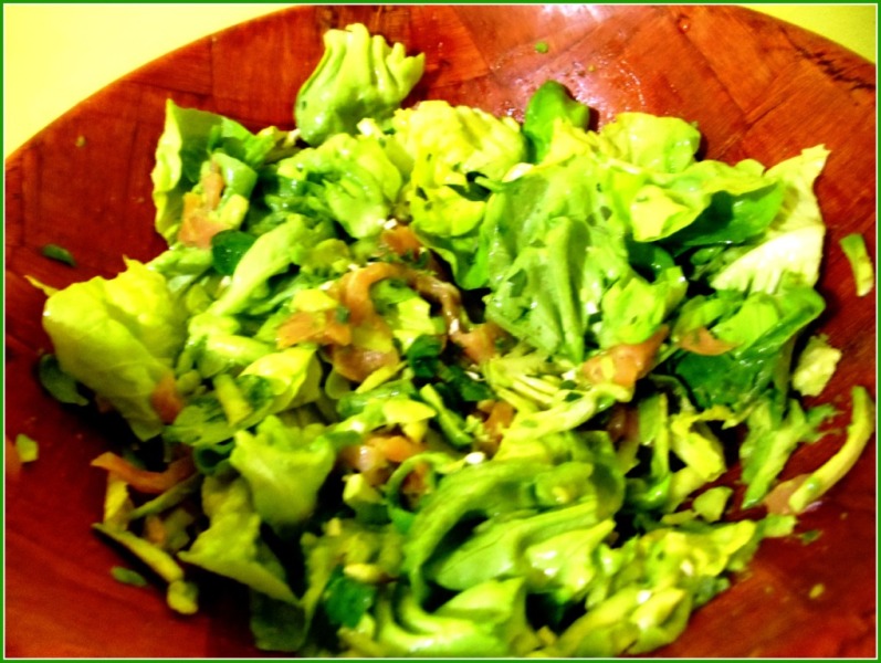 Salata de somon cu avocado