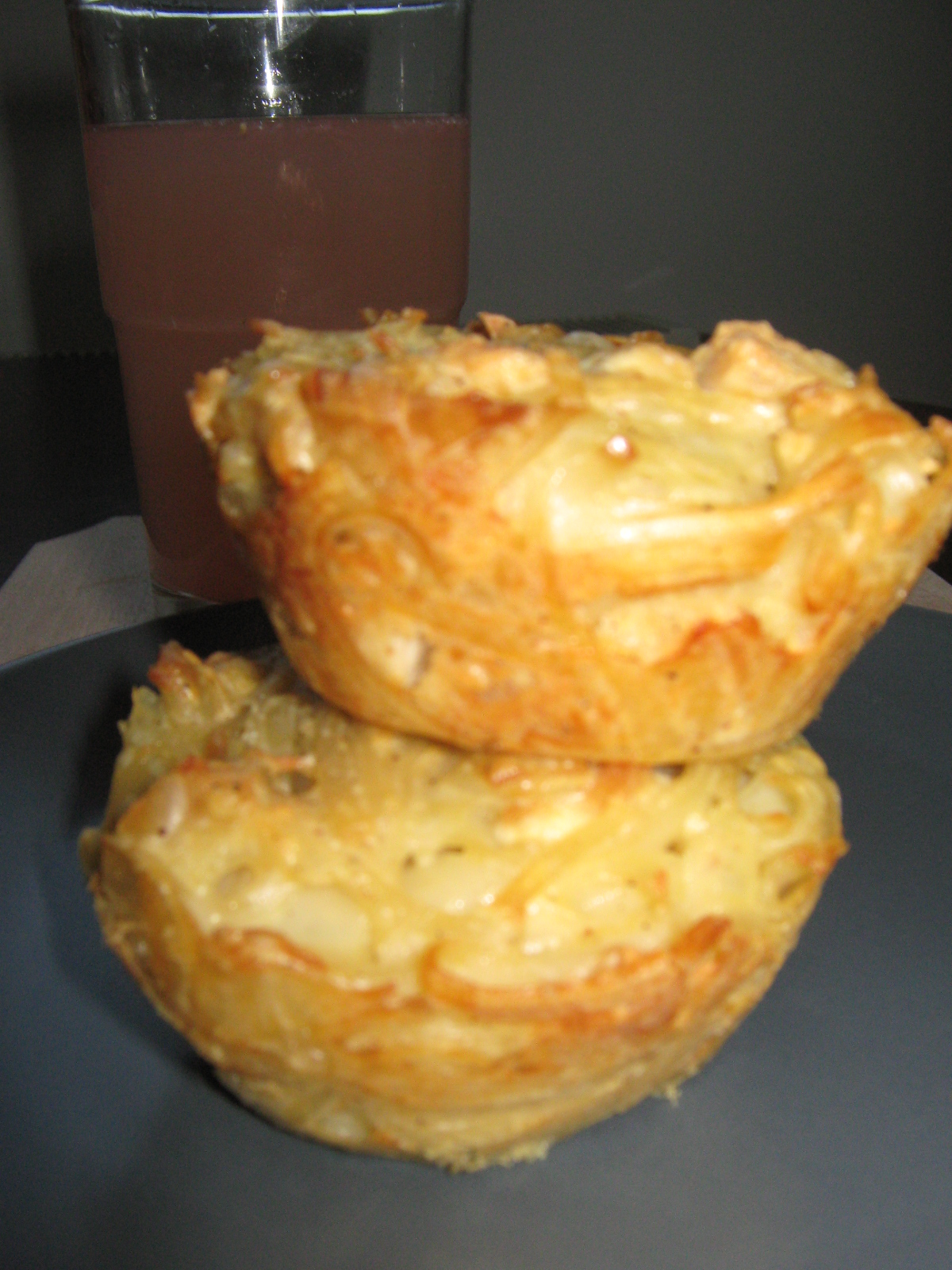 Muffins (briose) sarate cu paste