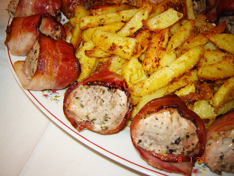 Muschiulet de porc in bacon cu sos de coniac