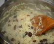 Paprika Pui si pilaf de orez cu stafide si coriandru proaspat-2
