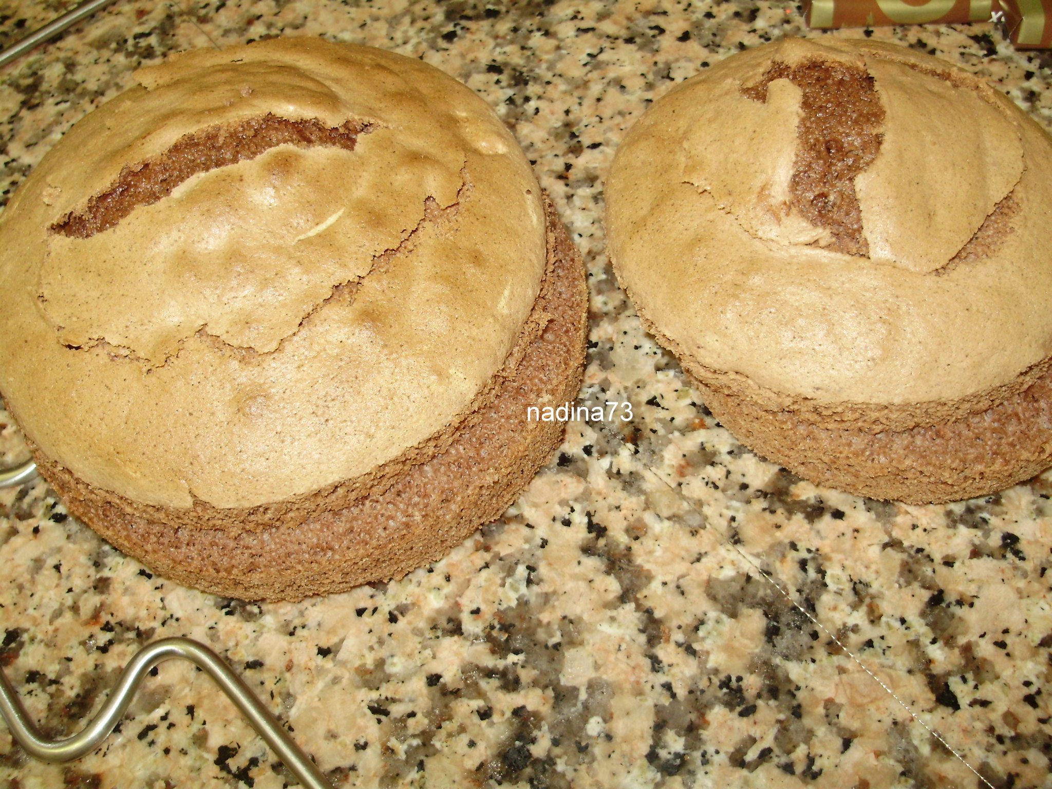Tort etajat cu kiwi