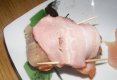 retete culinare - Rulouri din piept de pui umplut si invelit in bacon 79895
