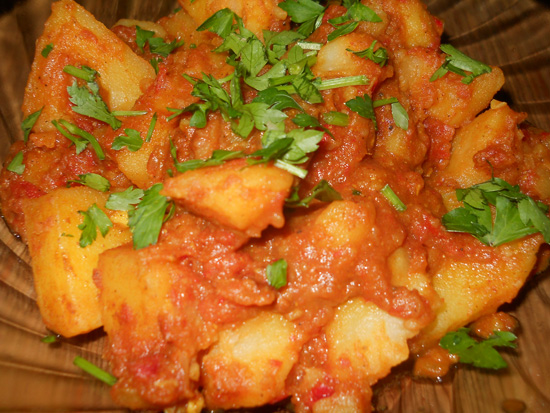 Dum Aaloo - Curry cu cartofi