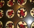Muffins sau briose cu fructe de padure asortate-2