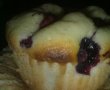 Muffins sau briose cu fructe de padure asortate-13