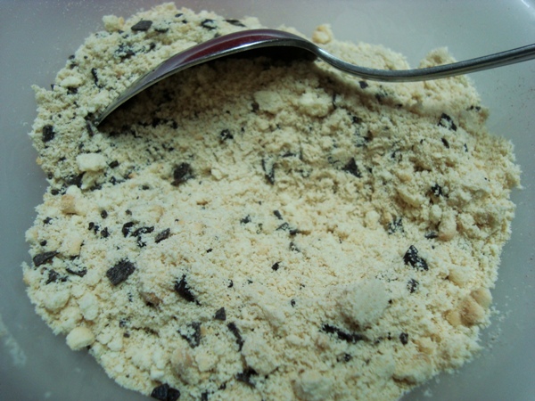Mocha Muffins cu crusta de biscuiti