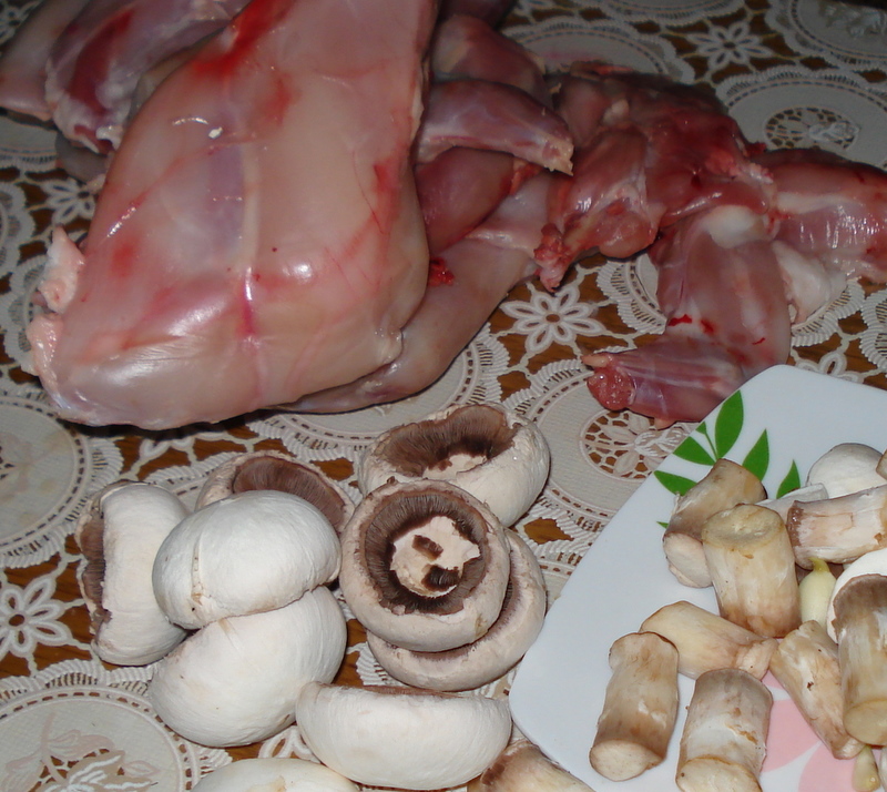 Chiftelute de iepure cu ciuperci