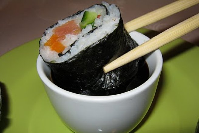 Sushi (Maki-sushi)