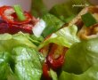 Salata verde cu rulouri de ardei copt si omleta-5