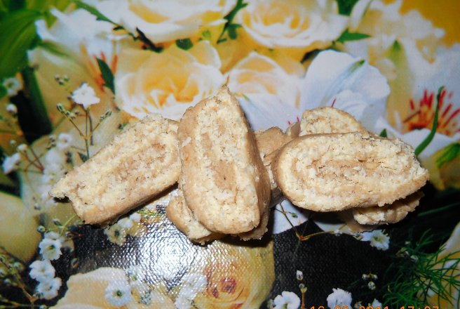 Rulada de biscuiti cu cocos (ratata)