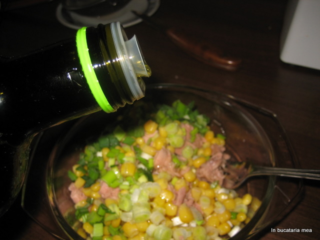 Salata de ton cu boabe de proumb