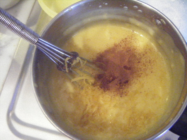 Crema prajita cu lamaie si scortisoara