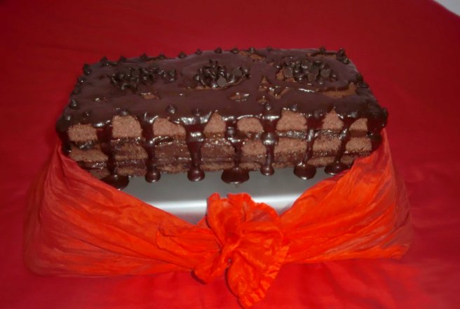 Tarta de ciocolata cu mousse de ciocolata