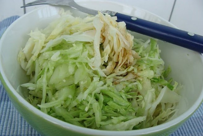 Salata de varza asiatica
