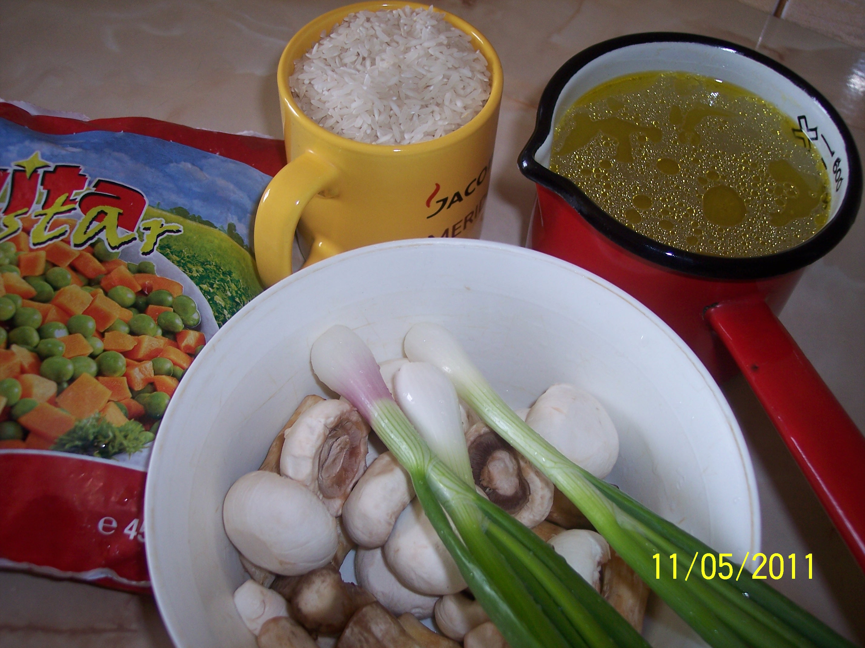 Pulpe cu orez si legume la cuptor