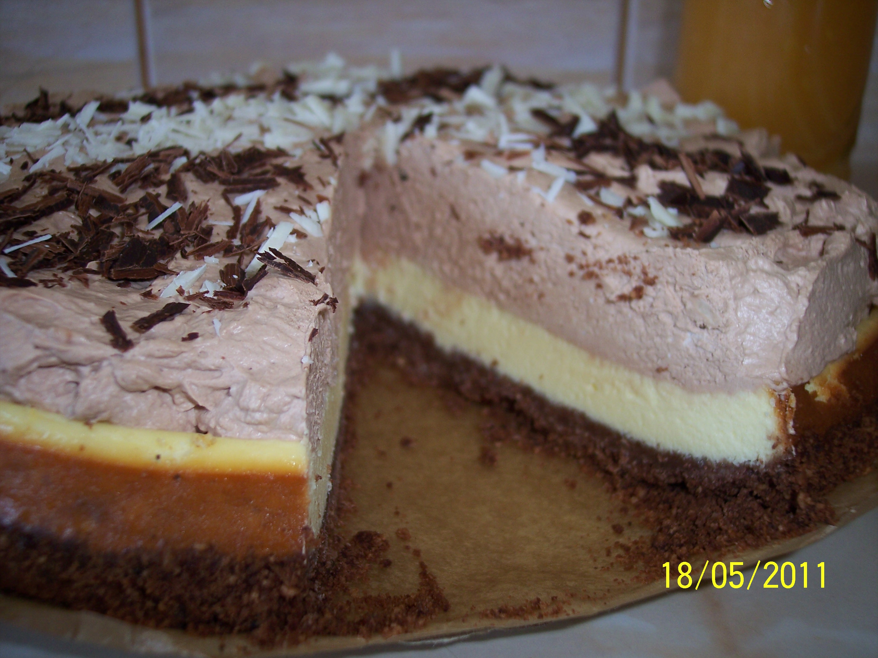 Cheesecake triplu ciocolatos