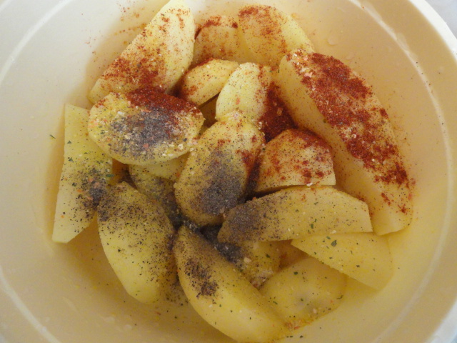 Friptura de iepure la cuptor cu cartofi