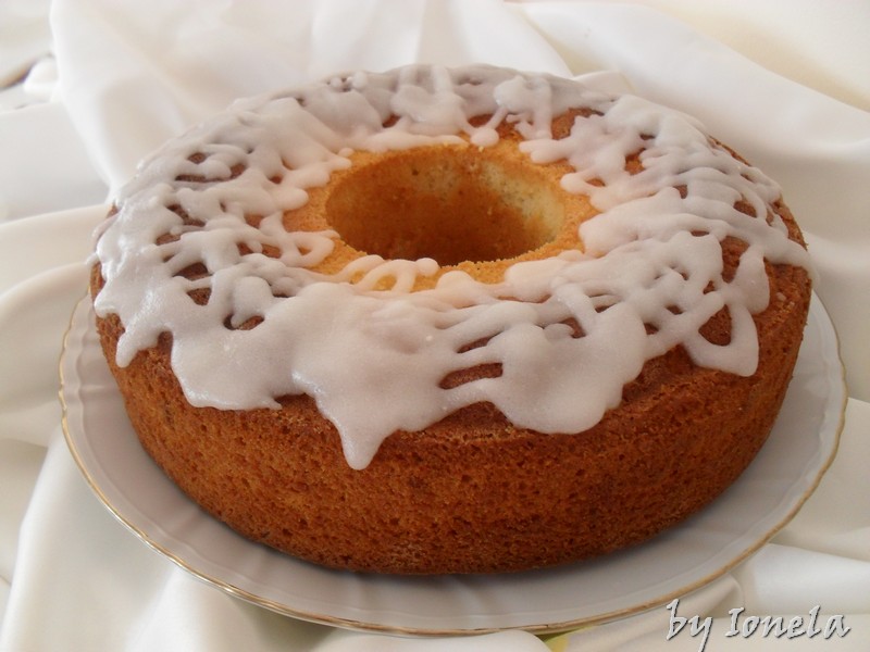 Guguluf cu lamaie-Lemon Pound Cake