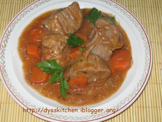 Carne de porc in sos, reteta simpla si delicioasa
