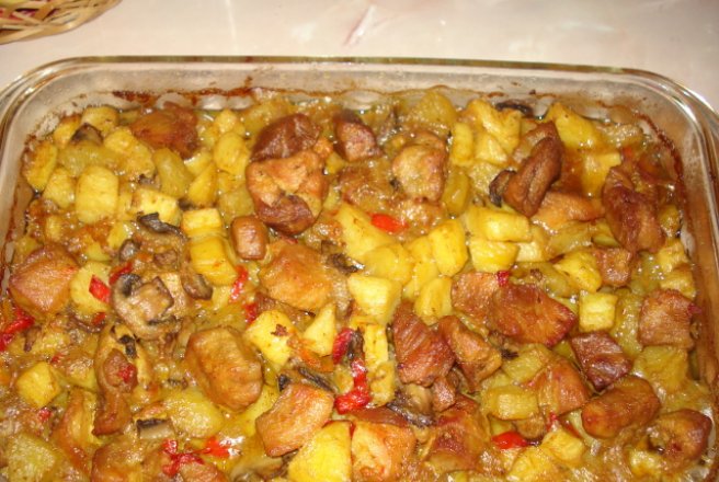 Carne de porc cu curry