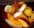 Salata de fructe in pepene galben-2