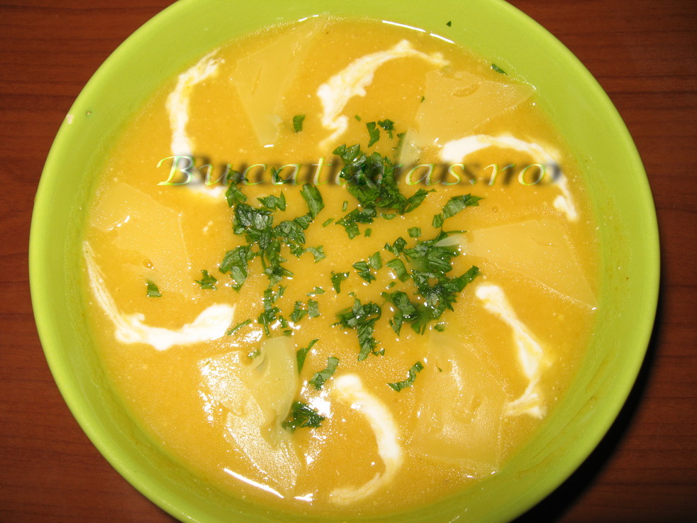 Supa crema de legume cu svaiter