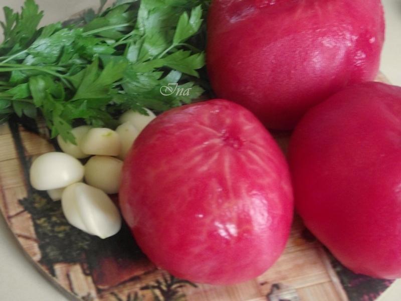 Ciuperci in sos tomat, cu piure de cartofi