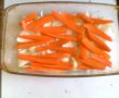 Friptura de porc pe pat de ceapa si morcovi cu cartofi natur-1