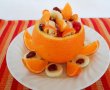 Salată de fructe în coajă de portocală-1