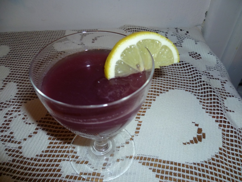 Cocktail de rodii si menta