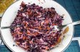 Salata de varza rosie cu morcov si ridiche alba