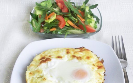 Retete Culinare - Mic dejun delicios si sanatos - Oua gratinate