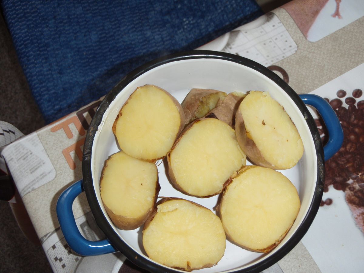 Friptura de vita cu piure din cartofi copti la cuptor