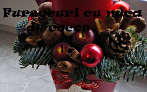 Retete Culinare - Fursecuri cu nuca de cocos