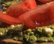 Tartine cu avocado si branza-1
