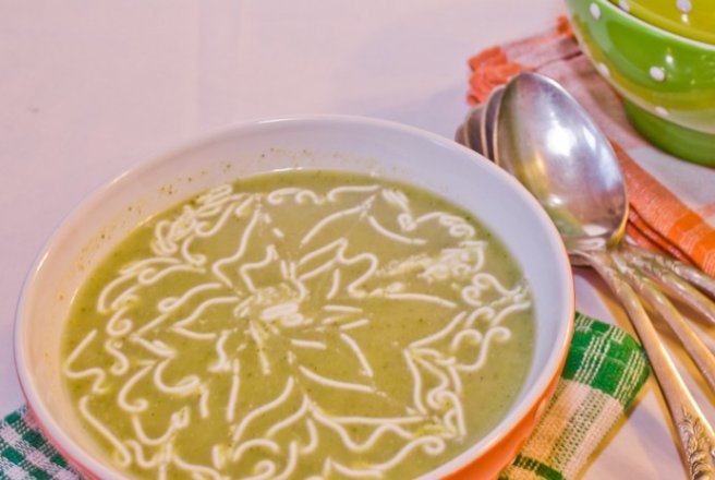 Supa crema din broccoli