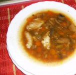 Supa cu legume, ciuperci si galuste din faina