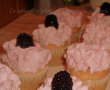 Pink cupcakes-3