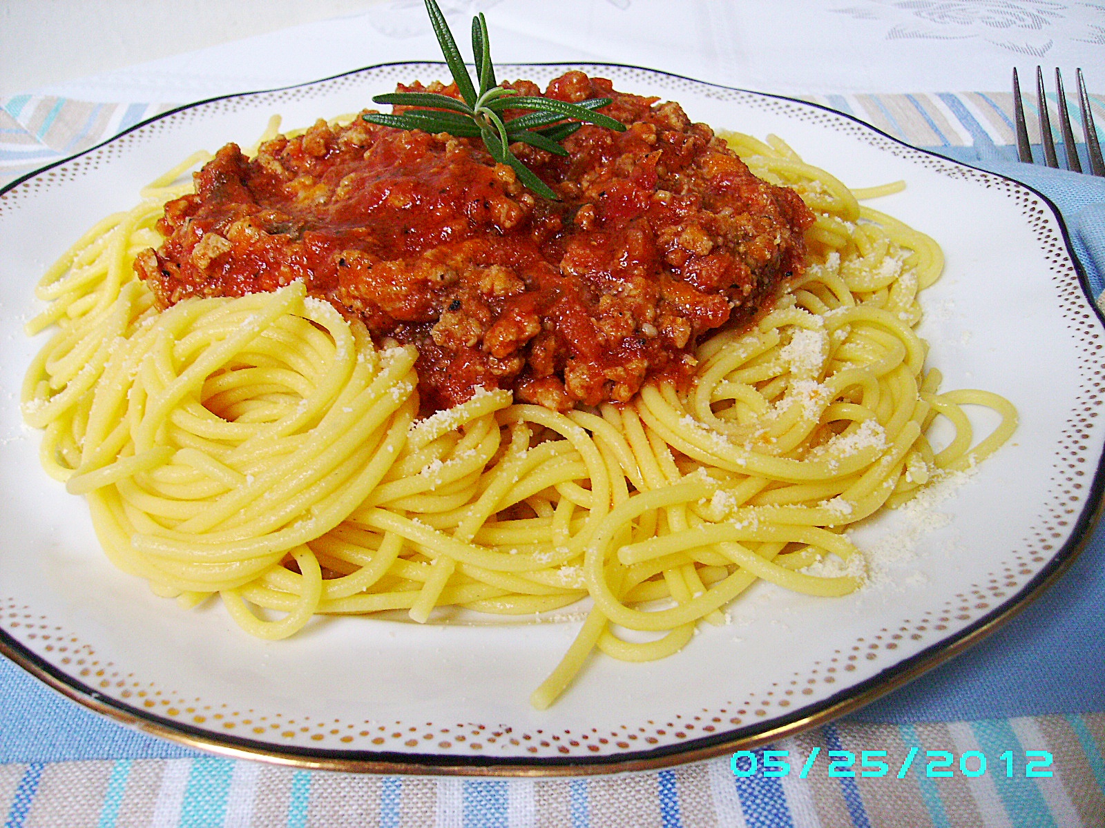 Spaghete cu carne de porc
