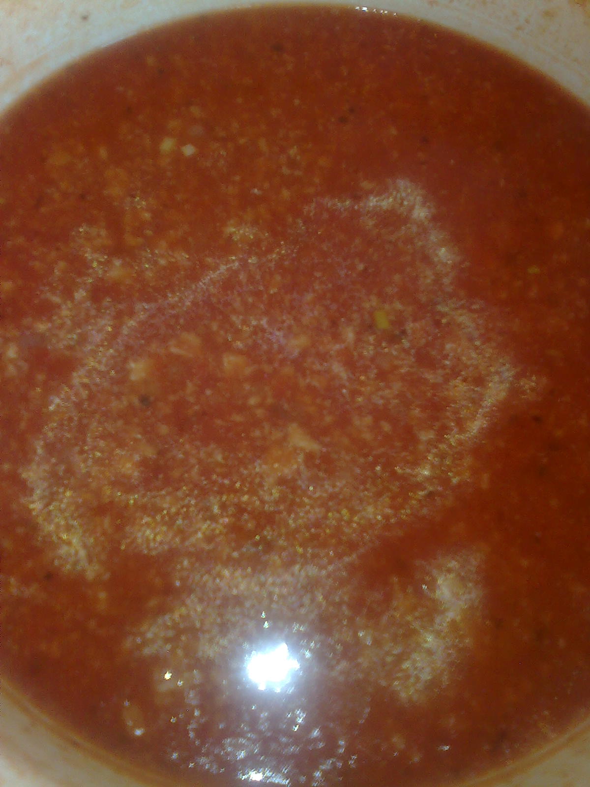 Spaghete cu sos rosu si soia